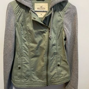 Hollister - Medium Side Zip Up